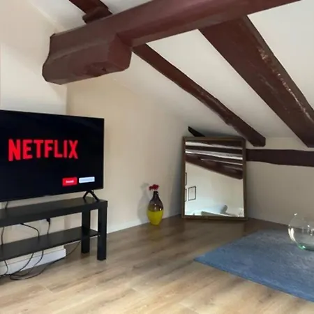 شقة Portanova Attic *