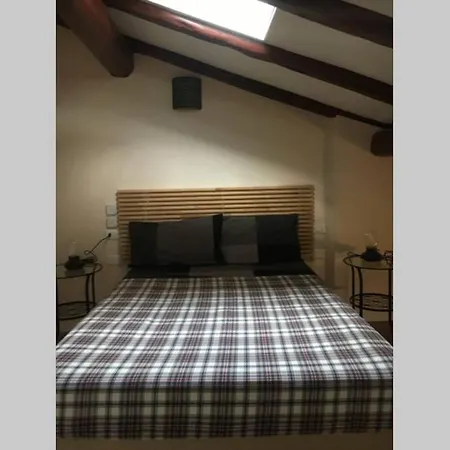 Portanova Attic Διαμέρισμα *